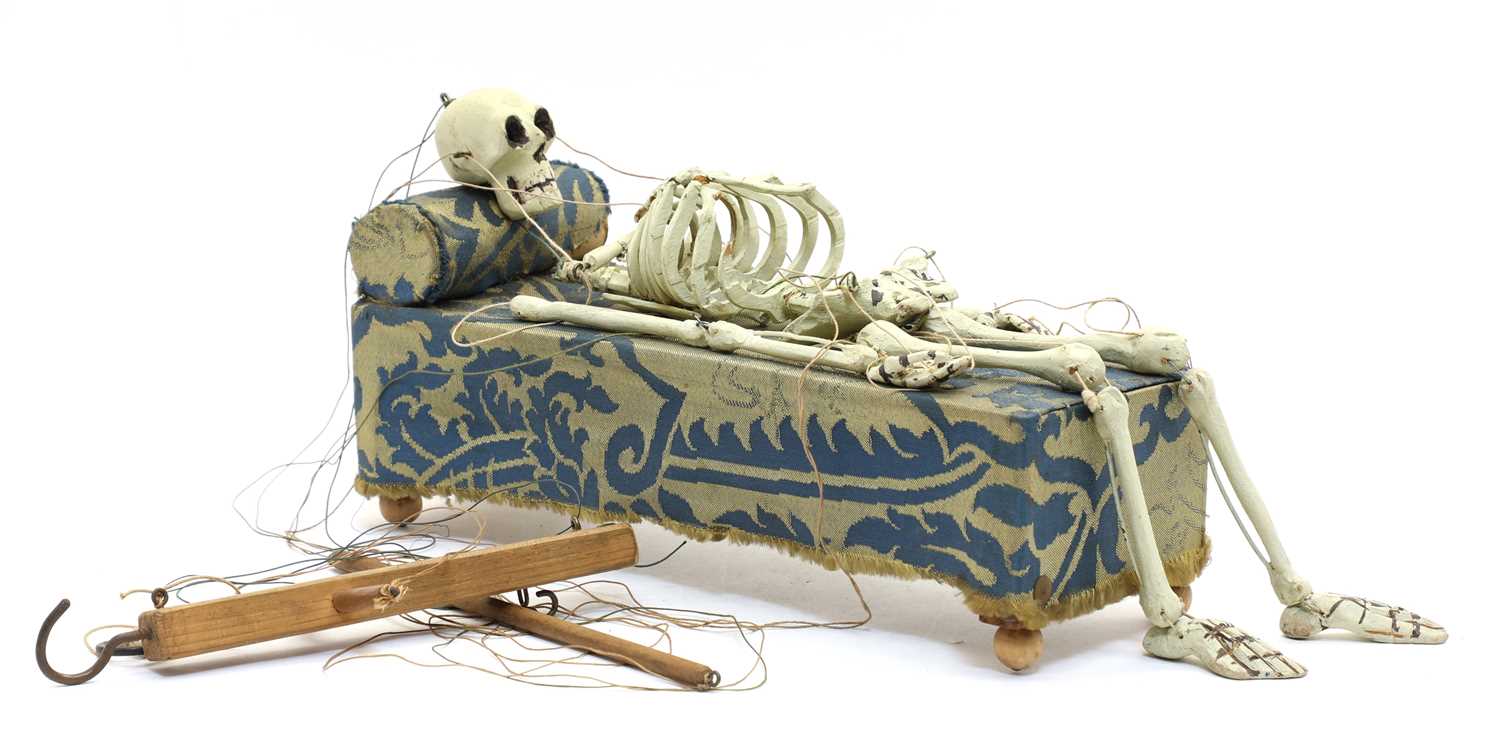Lot 226 - The Jacquard Puppets 'An elongating skeleton'