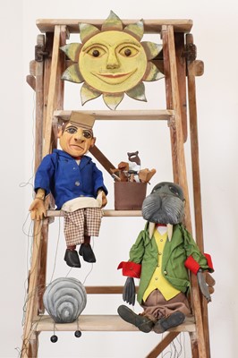 Lot 232 - The Jacquard Puppets 'The Walrus and The Carpenter'