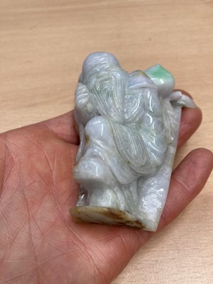 Lot 115 - A Chinese Jadeite carving
