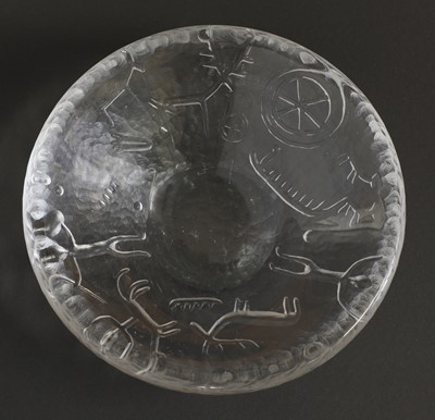 Lot 211 - A Kosta glass 'Caveman' bowl