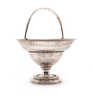 Lot 23 - A Victorian silver bonbon basket