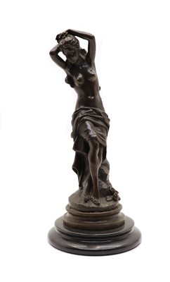Lot 151 - A bronze figure