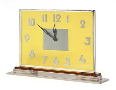 Lot 209 - An Art Deco Jaeger-LeCoultre desk clock