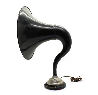 Lot 271 - A 'Granor' gramophone horn