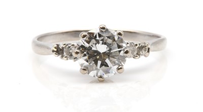 Lot 374 - A single stone diamond ring