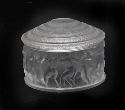 Lot 257 - A Lalique ‘Enfants’ moulded glass box and cover