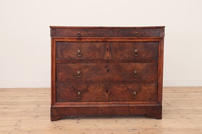 Lot 558 - A Biedermeier burr elm commode