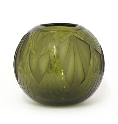 Lot 114 - A French Legras glass vase