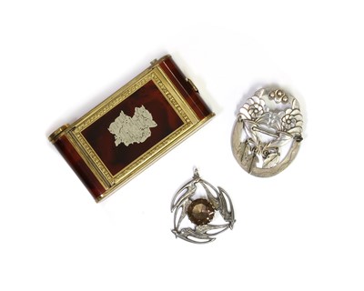 Lot 312 - A small collection of jewellery