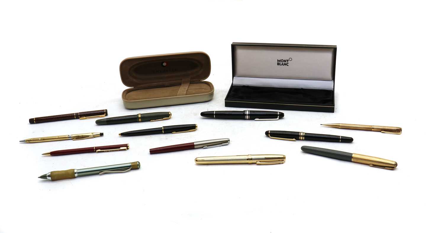 Lot 74 - A Mont Blanc Meisterstuck ballpoint pen