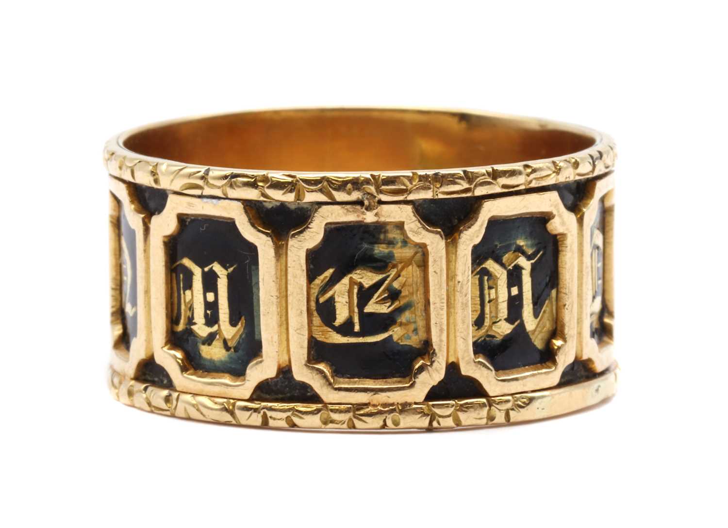 Lot 3 - A gold enamel memorial ring,