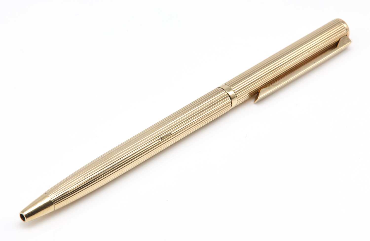 Lot 190 - A 9ct gold propelling ball point pen, c.1980