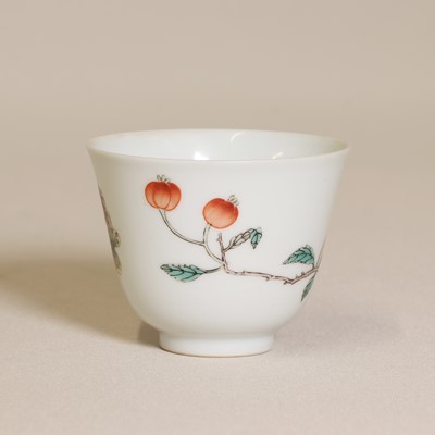 Lot 356 - A Chinese wucai teacup