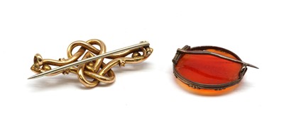 Lot 23 - A Victorian gold knot brooch