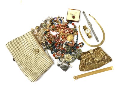Lot 229 - A collection of jewellery and costume jewellery