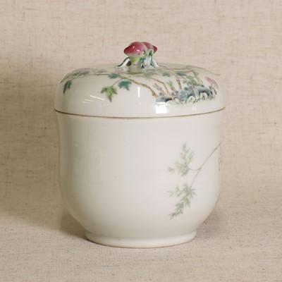 Lot 65 - A Chinese famille rose bowl and cover