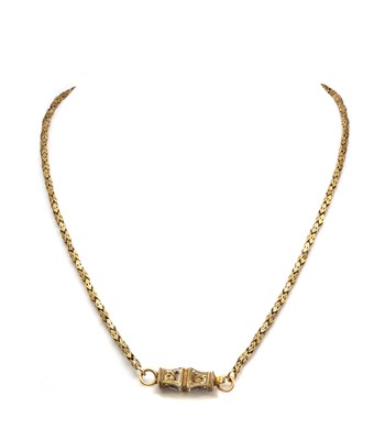 Lot 18 - A gold chain with enamel clasp