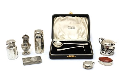 Lot 35 - A cased George V silver christening set