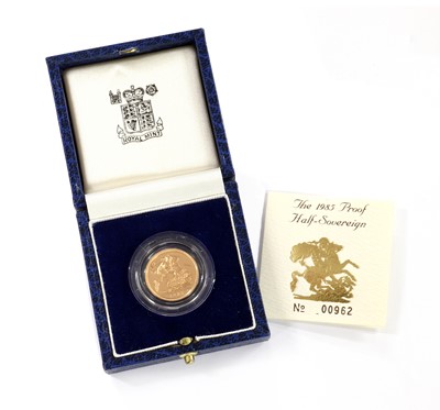 Lot 76 - Coins, Great Britain, Elizabeth II (1952-)