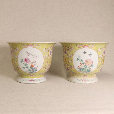Lot 88 - A pair of Chinese famille rose planters