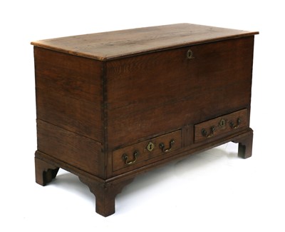 Lot 262 - An oak dower chest