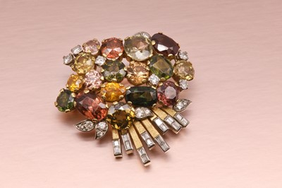Lot 206 - A gemstone and diamond posy brooch, c.1940-1950