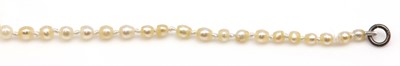 Lot 156 - A single row graduated pearl necklace