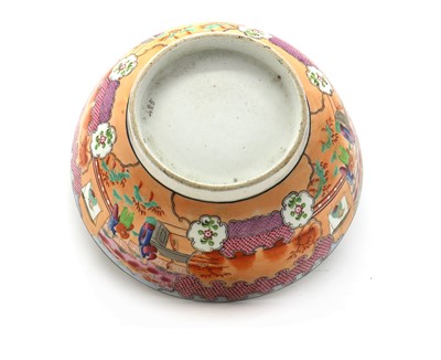 Lot 107 - An English soft paste porcelain bowl