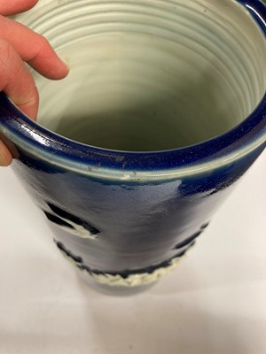Lot 105 - A Japanese blue and white vase