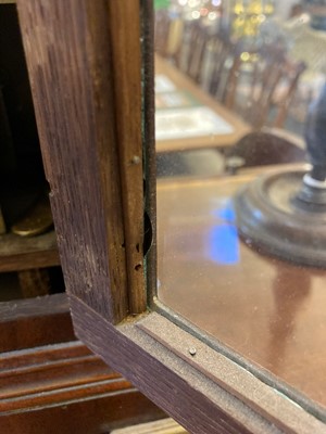 Lot 384 - A George III mahogany cased bracket clock