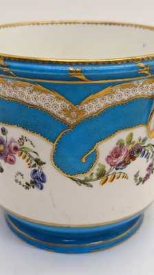 Lot 59 - A pair of Sèvres bleu celeste porcelain coolers or seau a verre