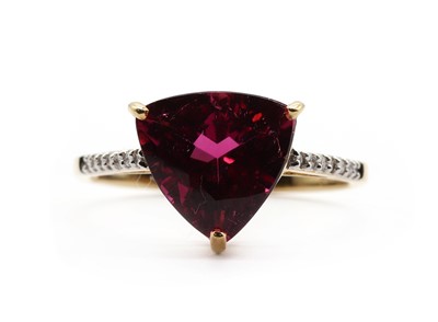 Lot 180 - An 18ct gold rubellite tourmaline and diamond ring