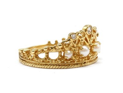 Lot 84 - An 18ct gold 'Princess Diana Tiara Ring', by Stuart Devlin for Franklin Mint