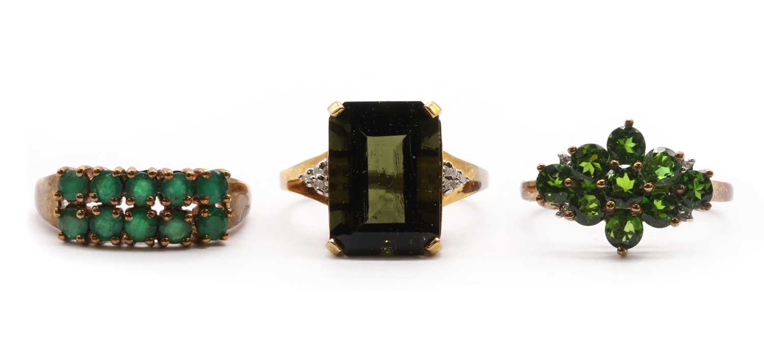 Lot 249 - Three 9ct gold rings