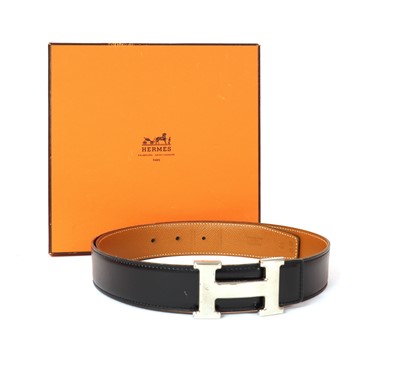 Lot 336 - A Hermes black leather Constance belt