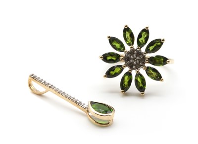 Lot 179 - A 9ct gold diamond and chrome diopside cluster ring