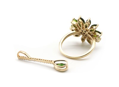 Lot 179 - A 9ct gold diamond and chrome diopside cluster ring