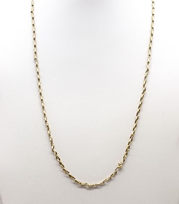 Lot 286 - A gold oval belcher link chain