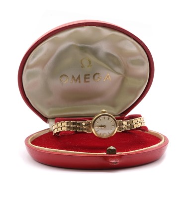 Lot 359 - A ladies' 9ct gold Omega mechanical bracelet watch