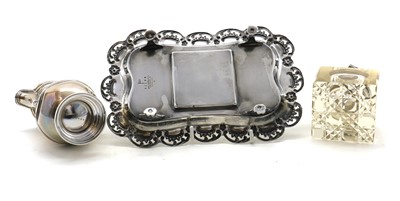 Lot 22 - An Edwardian silver ink stand