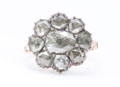 Lot 18 - A Georgian rose cut diamond cluster ring