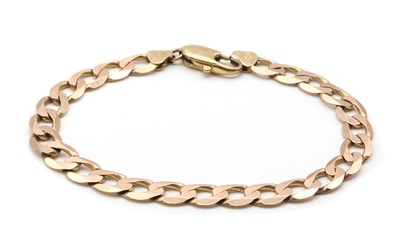 Lot 290 - A 9ct gold curb link bracelet