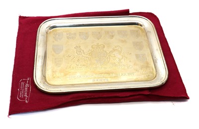 Lot 27 - A silver Danbury Mint limited edition Silver Jubilee plate