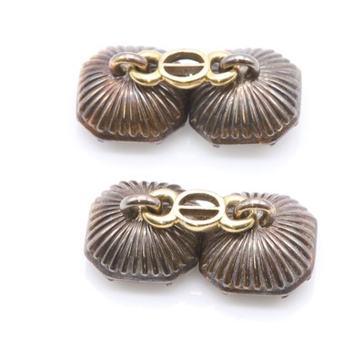 Lot 7 - A pair of silver and gold 'Stuart crystal' memorial cufflinks, c.1700
