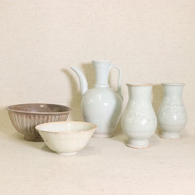 Lot 101 - A collection of Chinese qingbai glazed wares