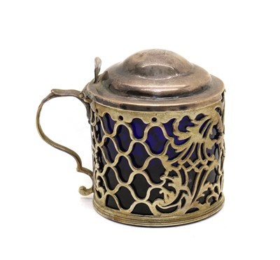 Lot 39 - A George III silver mustard pot