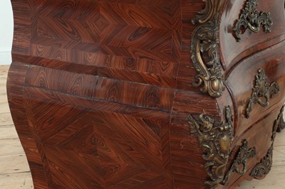 Lot 653 - A Louis XV kingwood bombé commode