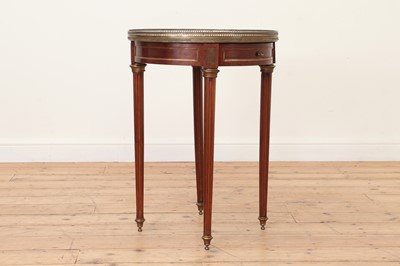 Lot 243 - A French mahogany bouillotte table