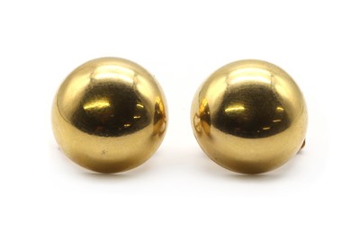 Lot 134 - A pair of 9ct gold hollow half dome stud earrings