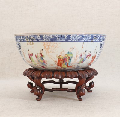 Lot 46 - A Chinese famille rose punch bowl